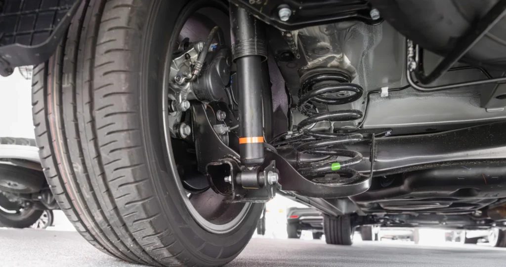 sistema de suspension de un coche